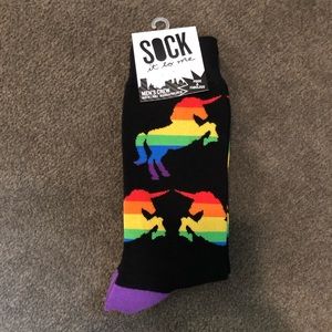 NEW Sock-it-to-me Unicorn 🌈 Rainbow Crew Socks LGBTQ Gay Lesbian Pride